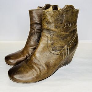 Frye Carson Wedge Booties Sz 8.5 Brown Leather Western Bohemian Ankle‎ Boots Zip